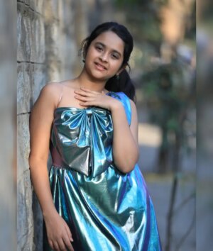 Aaradhya Chandra Instagram - šš¬šššš
.
.
.
.
.
.
.
#childartist #western #trend #postmalone #greenenergy #dresses #positivevibes #photography #outdoors