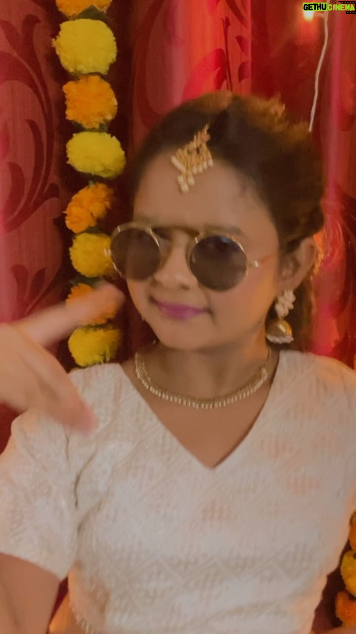 Aaradhya Chandra - 287 Likes - Cooling glass haku!! 🕶️💃
Mua- @makeoverwithtara_raam 
.
.
.
.
.
#lipsync #vibes #childartist #viral #trendy #kannada #nammakarnataka