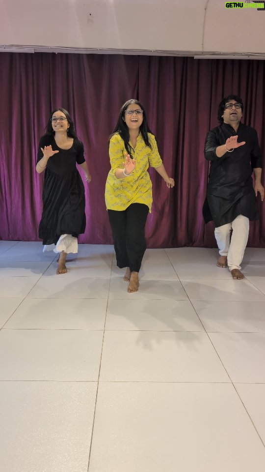 Aarohi Patel - 69.7K Likes - Spectacle SARKARI 🤓