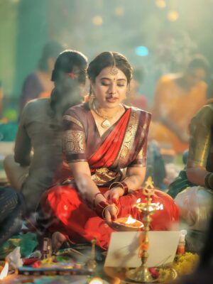Aarthi Subash Instagram - #vijaynavarathri 🙏🏻