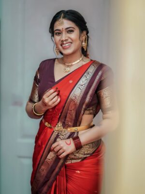 Aarthi Subash Instagram - #vijaynavarathri 🙏🏻