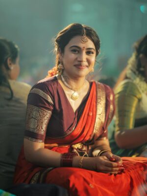Aarthi Subash Instagram - #vijaynavarathri 🙏🏻