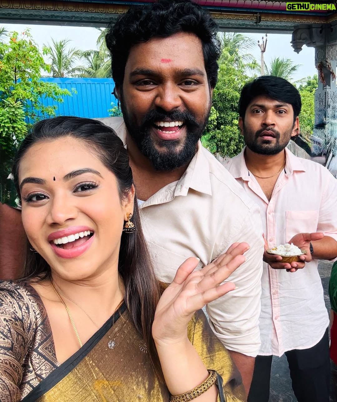 Aarthi Subash - 30.2K Likes - Today’s mood 🦦 #sindhubhairavi