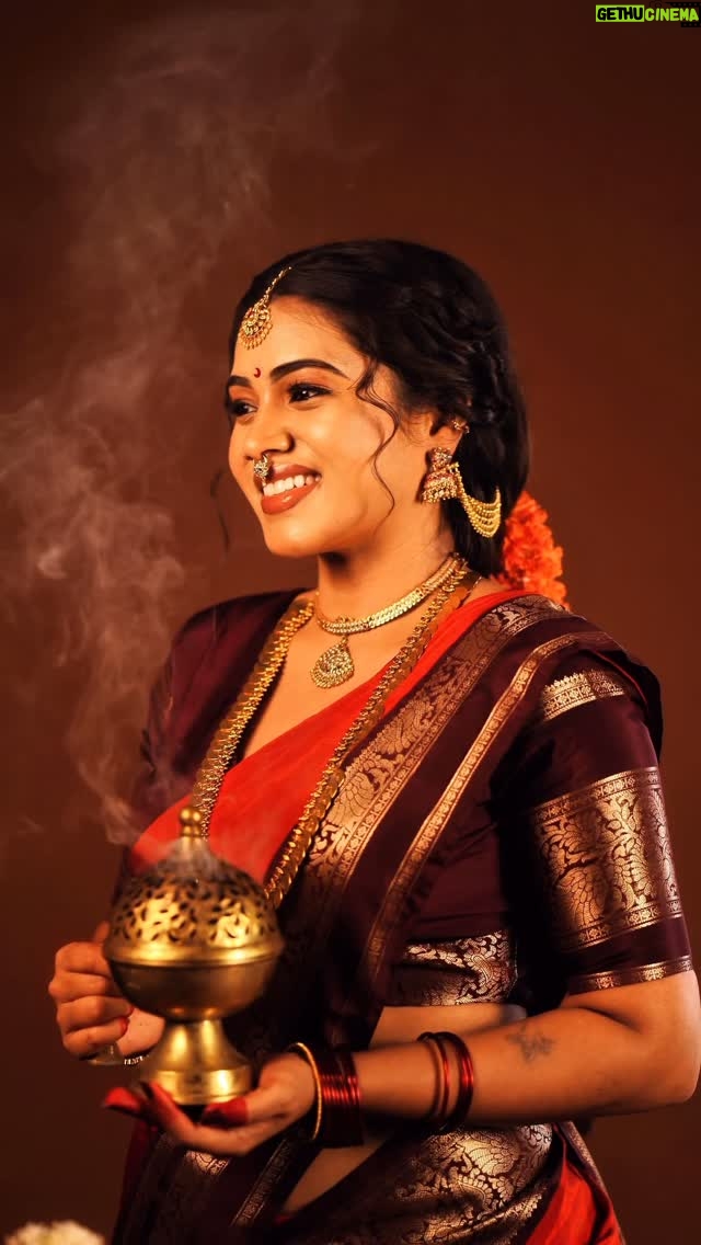 Aarthi Subash - 11.7K Likes - Back to the 80’s🍂 
 #aarthisubash