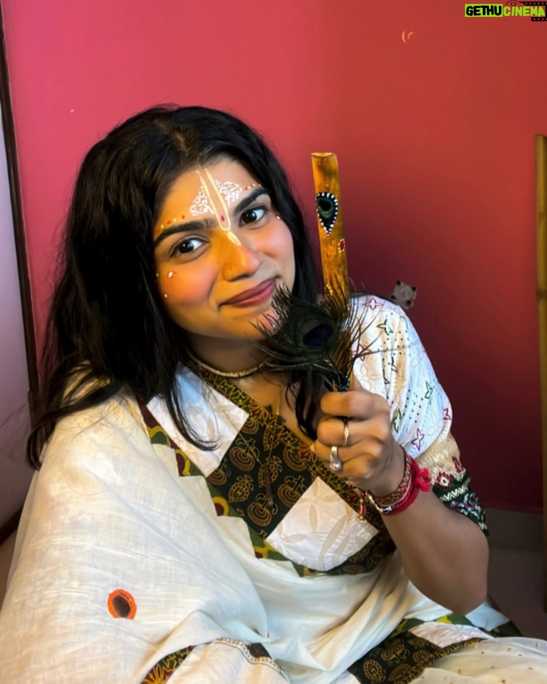 Aarti Chauhan - 5K Likes - कृष्ण में मग्न हुए …🙇🏻‍♀️🥹🦚🧿

#janmashtami #kanha #merogovind #govind #madhav #jiyadangar #bhaktipathbyjiya🙏🏻 #merovrindavan