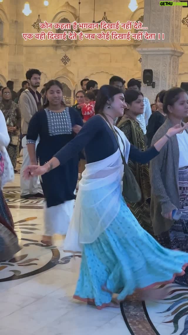 Aarti Chauhan - 25.1K Likes - राधा नाम में खो कर तो देखो फिर पता चले की जब कोई नहीं होता तब वही हमारा दर्द समजते है 🥹🫠🦚

#bhaktipathbyjiya🙏🏻
