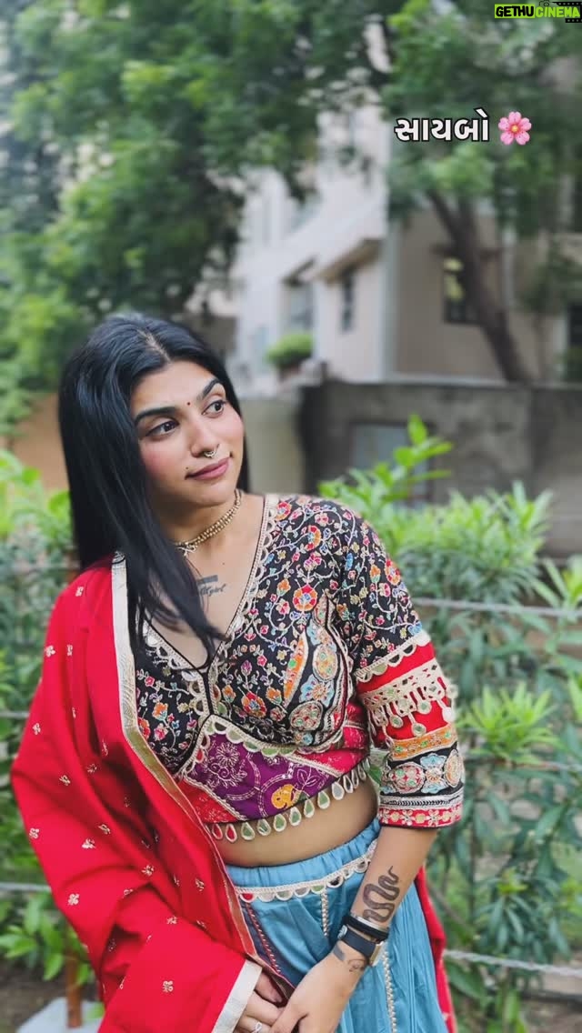 Aarti Chauhan - 3.5K Likes - इस बार आप किसके साथ नवरात्रि खेलने जाने वाले हो ? ( Mention Him/Her ) 🤌🏻🦚🧿 

#navratri2025 #bhaktipathbyjiya🙏🏻