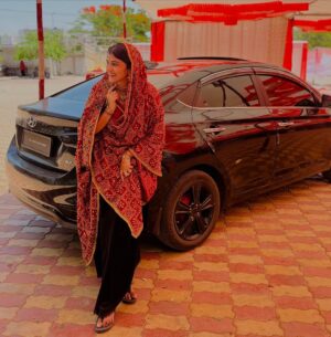Aarti Chauhan Instagram - आहीराणी !! 🦚🧿
#bhaktipathbyjiya🙏🏻