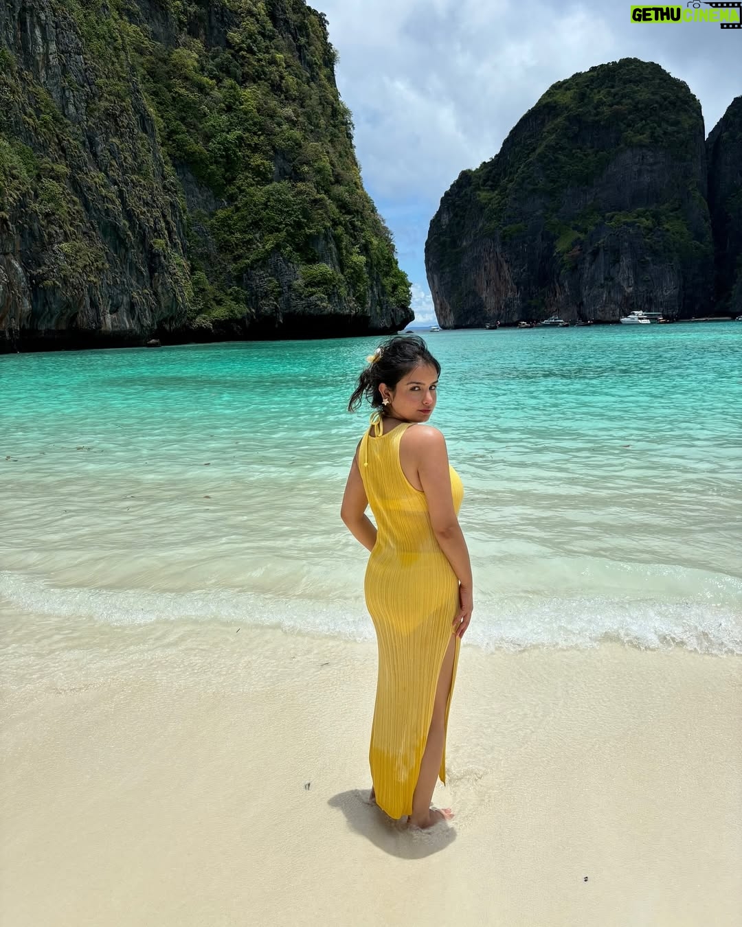 Aarushi Abrol - 2.8K Likes - tropical state of mind 🏝️

#explore #travel #thailand #phiphi #vacation #beach #beachvacation #beachlifestyle #travelgram #explorepage #inspo #tropical #tropicalvacation #summer #summerfashion #outfitinspo #luxurylifestyle #trending #potd