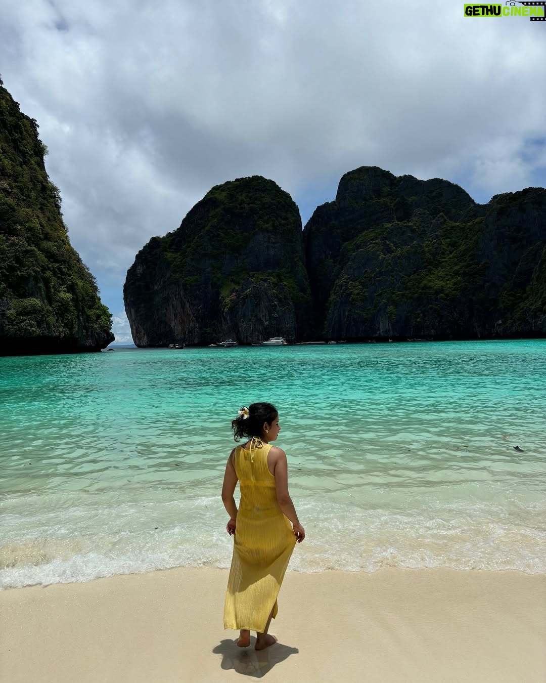 Aarushi Abrol - 2.8K Likes - tropical state of mind 🏝️

#explore #travel #thailand #phiphi #vacation #beach #beachvacation #beachlifestyle #travelgram #explorepage #inspo #tropical #tropicalvacation #summer #summerfashion #outfitinspo #luxurylifestyle #trending #potd