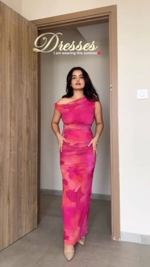 Aarushi Abrol Instagram - Summer Dress Rotation 𐙚⋆˚✿˖°
Comment for Links 🔗
#explore #summerdresses #desses #styling #dressinspo #vacation #haul #explorepage #trending #fashion #ootd #outfits #summerfashion #springfashion #inspo #outfitinspo ##summertops #trendy #reelsvideo #fyp