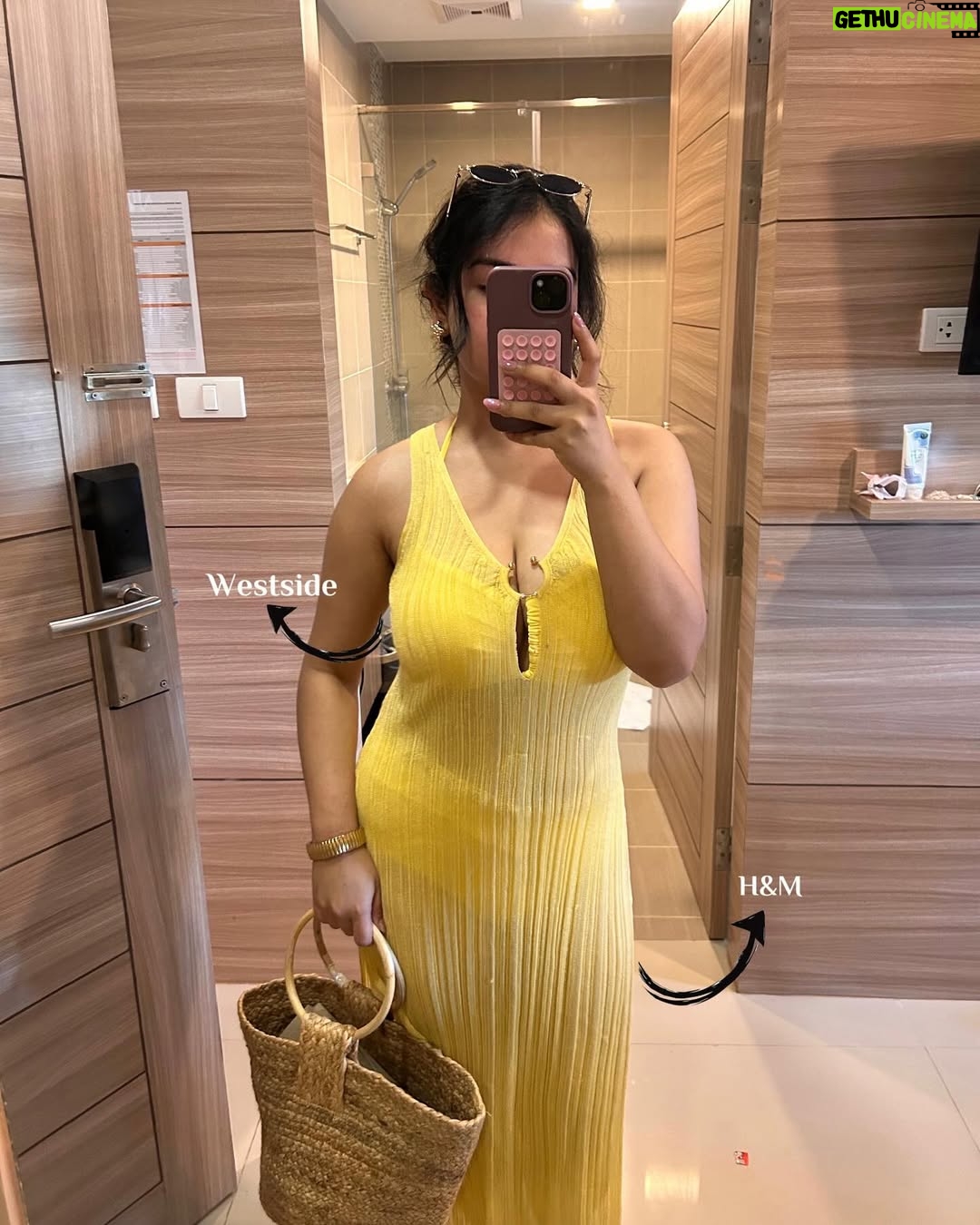 Aarushi Abrol - 1.1K Likes - Recent Outfits & their Details 🍒
Comment or share this post w me for links ✨ 

#explore #ootd #outfits #whatiwore #mirrorselfies #outfitinspo #outfitideas #recentoutfits #fashion #summerfashion #fashionideas #styling #styleblogger #spring #inspo #potd #fyp
