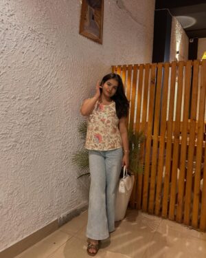 Aarushi Abrol Instagram - Summer High <3
#photodump #life #lifelately #instagood #trending #fyp #explorepage #lifeisgood