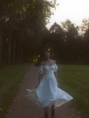 Aarushi Chib Instagram - The more that you say
The less I know
Wherever you stray
I follow
📸 - @hiteshitta