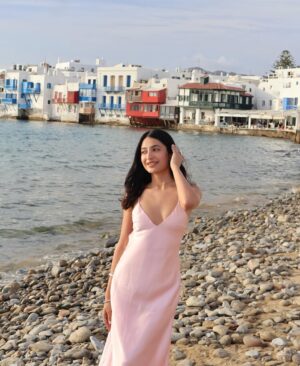 Aarushi Chib Instagram - Letting the tide wash away everything I no longer need🌊