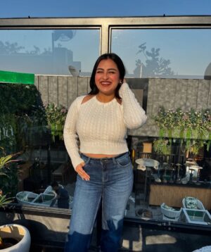 Aarushi Mehta Instagram - ✨🌞

.
.
.
#fyp #foryoupage #discover #brunch #newpost #viral #ootd #outfit #outfitoftheday #outfitinspiration #sodelhi #delhigram