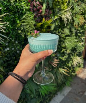 Aarushi Mehta Instagram - ✨🌞

.
.
.
#fyp #foryoupage #discover #brunch #newpost #viral #ootd #outfit #outfitoftheday #outfitinspiration #sodelhi #delhigram