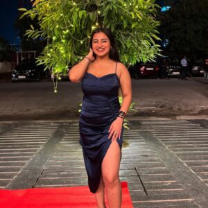 Aarushi Mehta Instagram - Wallpaper material🥰✨

.
.
.
#newpost #fyp #trending #discover #ootn #outfitofthenight #outfitinspiration #outfitinspo #outfit #dress #dresses #instagram