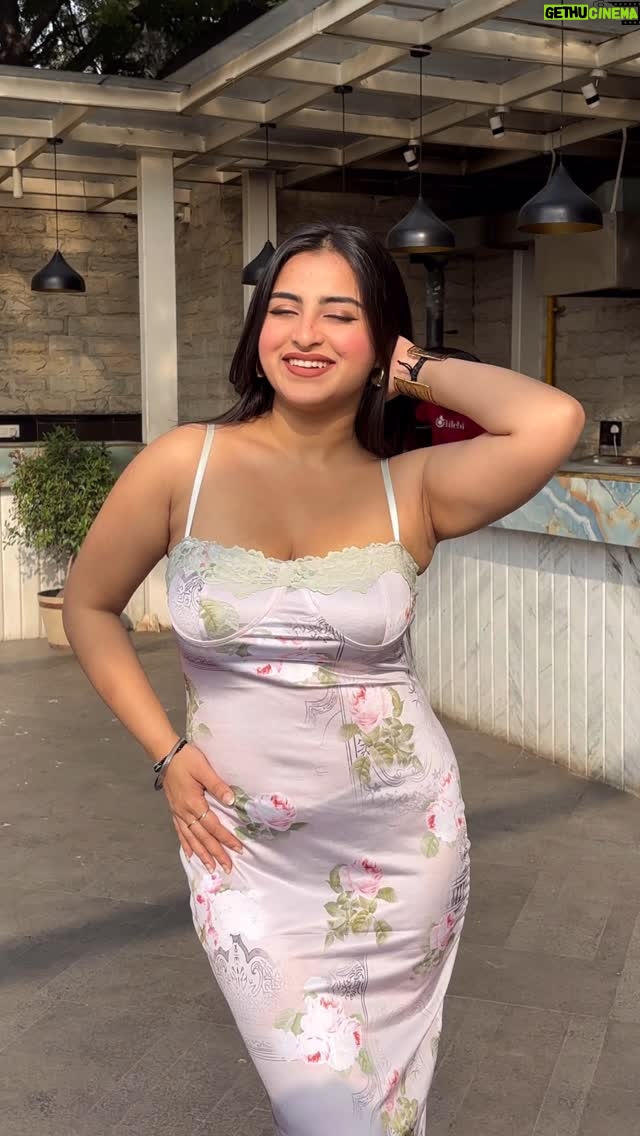 Aarushi Mehta - 759 Likes - High on you🫶🌸

.
.
.
#reels #fyp #viral #discover #trending #foryoupage #instagram #trendingreels #reelsinstagram #instagramreels #ootd #outfitoftheday #outfitinspiration #outfitinspo #fitcheck #viralreels