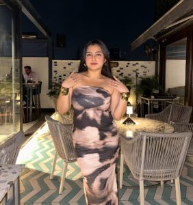 Actress Aarushi Mehta HD Photos and Wallpapers April 2025