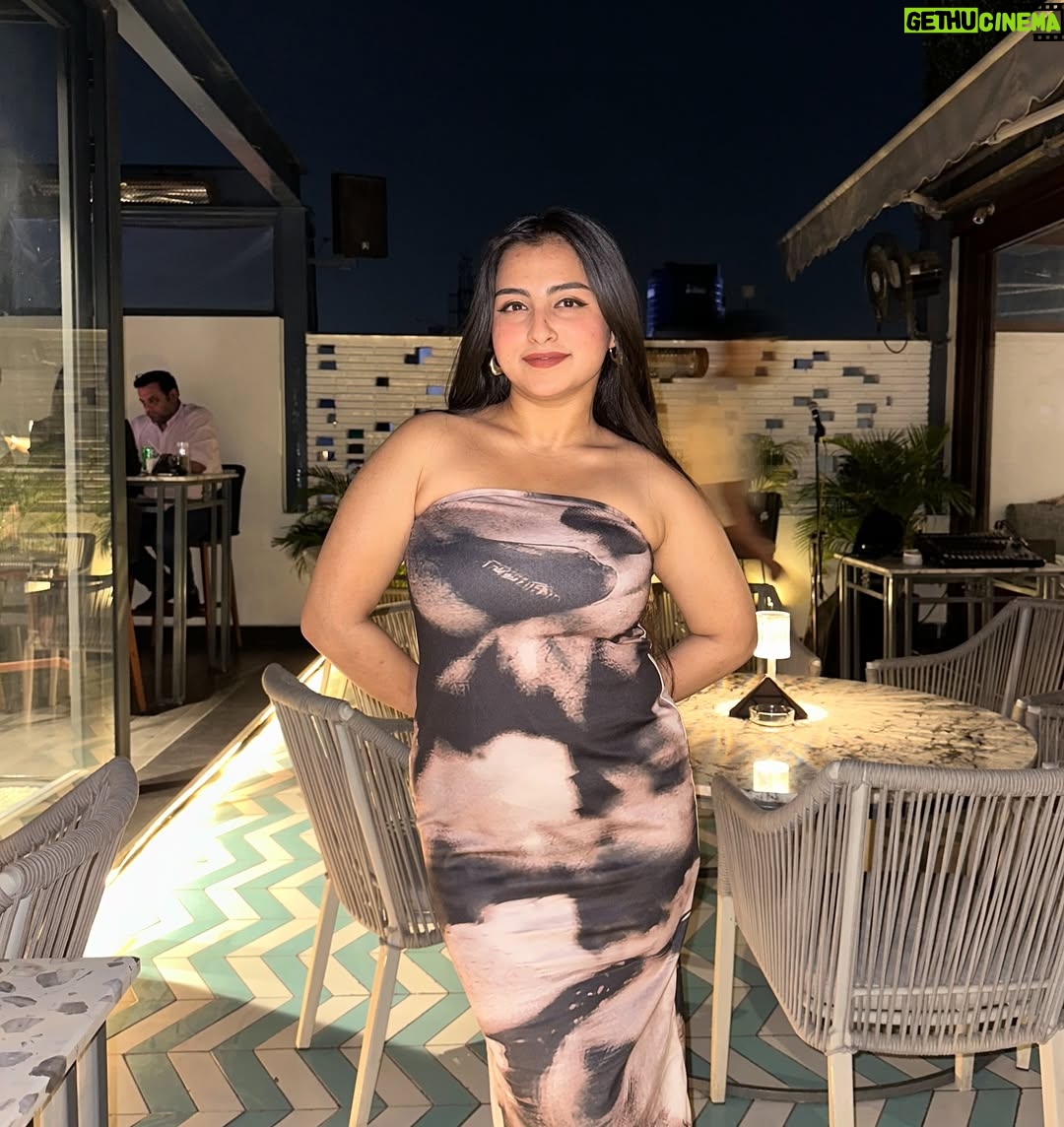 Aarushi Mehta - 412 Likes - Definitely a vibe you can’t handle🌶️

.
.
.
#ootn #outfits #outfitofthenight #outfitinspiration #outfitinspo #date #datenight #fyp