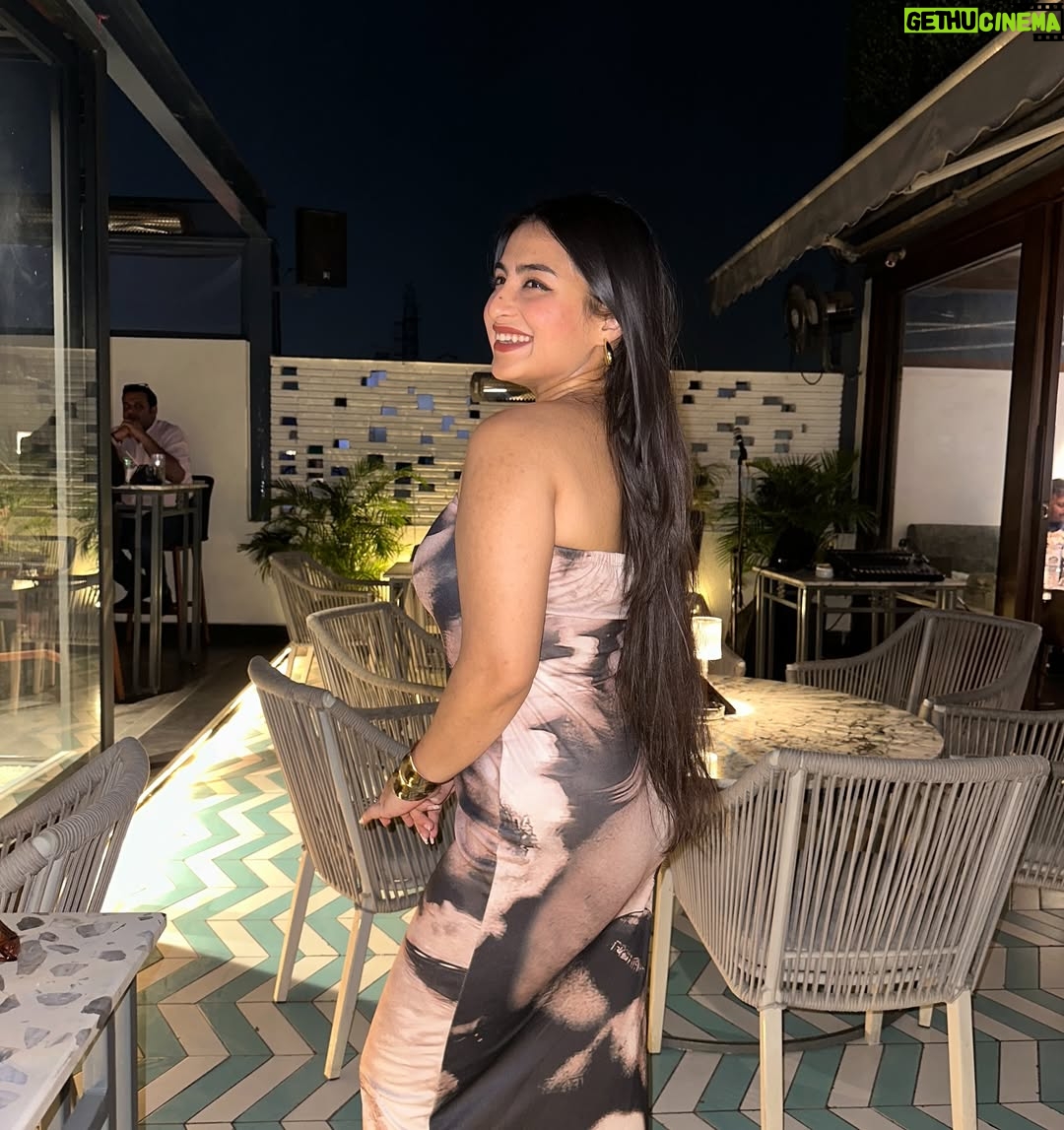 Aarushi Mehta - 412 Likes - Definitely a vibe you can’t handle🌶️

.
.
.
#ootn #outfits #outfitofthenight #outfitinspiration #outfitinspo #date #datenight #fyp