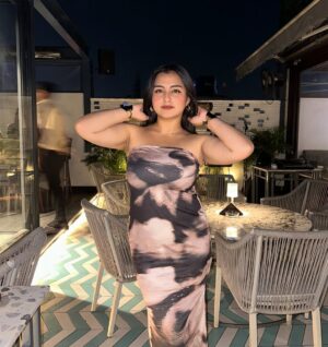 Aarushi Mehta Instagram - Definitely a vibe you can’t handle🌶️

.
.
.
#ootn #outfits #outfitofthenight #outfitinspiration #outfitinspo #date #datenight #fyp