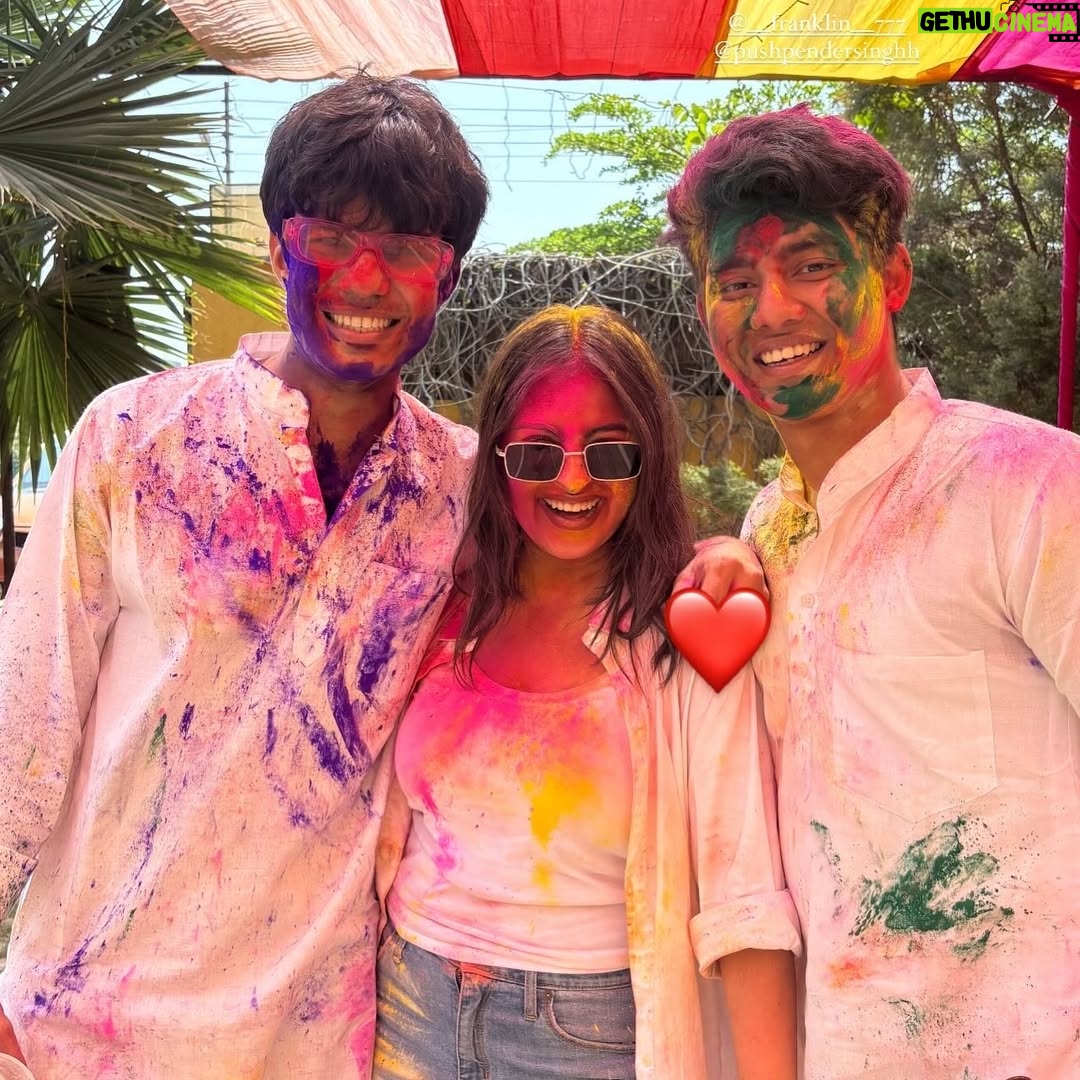 Aarushi Mehta - 337 Likes - Had my “Balam Pichkari” moment🩷🩵🧡💜💛💚💙❤️

.
.
.
#newpost #fyp #foryoupage #holi