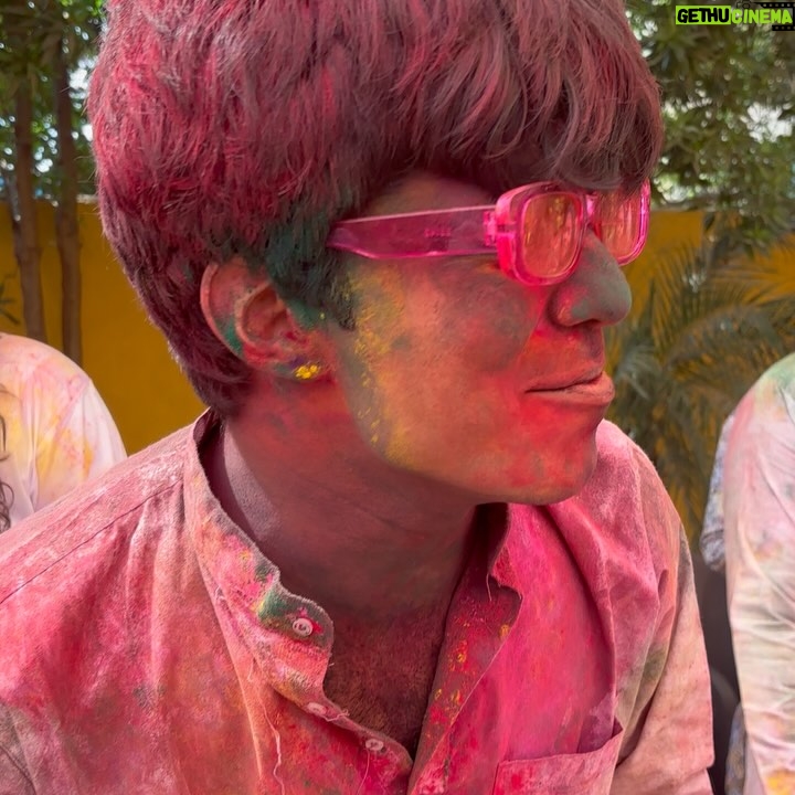Aarushi Mehta - 337 Likes - Had my “Balam Pichkari” moment🩷🩵🧡💜💛💚💙❤️

.
.
.
#newpost #fyp #foryoupage #holi