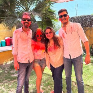 Aarushi Mehta Instagram - Had my “Balam Pichkari” moment🩷🩵🧡💜💛💚💙❤️

.
.
.
#newpost #fyp #foryoupage #holi