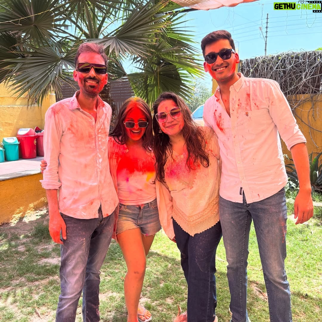 Aarushi Mehta - 337 Likes - Had my “Balam Pichkari” moment🩷🩵🧡💜💛💚💙❤️

.
.
.
#newpost #fyp #foryoupage #holi