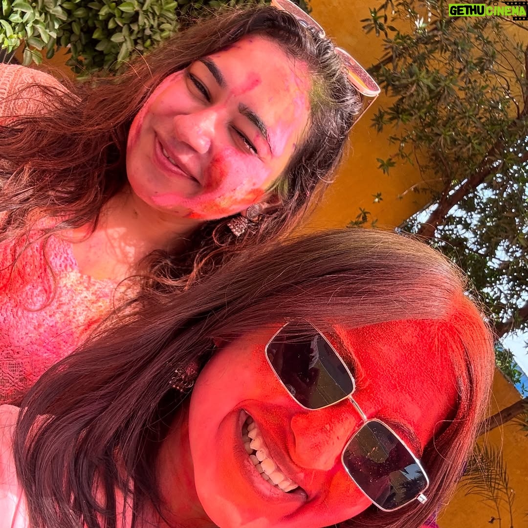 Aarushi Mehta - 337 Likes - Had my “Balam Pichkari” moment🩷🩵🧡💜💛💚💙❤️

.
.
.
#newpost #fyp #foryoupage #holi