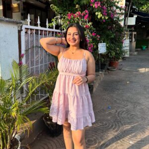 Actress Aarushi Mehta HD Photos and Wallpapers May 2025