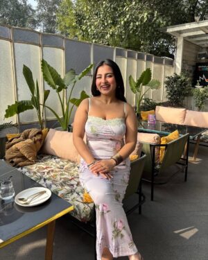 Aarushi Mehta Instagram - I’m the topic & the top pick 💕🎀🌸🌷💖

.
.
.
#newpost #fyp #foryoupage #discover #trending #viral #ootd #outfit #outfitinspo #outfitoftheday #pink #floral #instagram #fitcheck