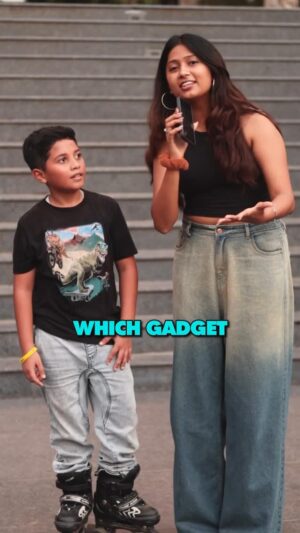 Aashna Juyal Instagram - What Doraemon Gift Will You Give To Your Sister? 🎁❤️

#explore #explorepage #explorepage #fypage #fyp #instagram #instagood #instadaily #viral #viralreels #trending #aashnaunnie #aashna #instareels #shorts #india #chandigarh #delhi #pune #banglore #thegirls #theboys #StreetInterviews #Careers #SoftwareEngineer #Voxpop #rakhi #rakshabandhan #brother #sister #doraemon