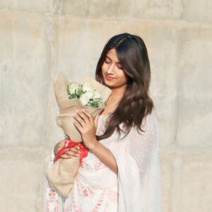 Aashna Juyal Instagram - Happy Rose Day EveryOne💐💐

#fyp #valentines #valentinesday #love #explore #explorepage #explorepage✨ #instagood #instagram #instalike