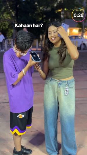 Aashna Juyal Instagram - Will His Sibling Say Sorry in 30 Secs for ₹100? 🤔💵