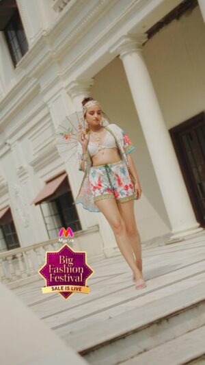 Aayushi Sharma Instagram - When boho meets bold, the look is everything but basic✨

And guess what? Myntra has a dedicated Boho Fusion Store to help you nail the trend effortlessly 😍

Now you can get your fav women's ethnic products at upto 72% off on Mnow starting from 30 minutes

Shop it all during the Myntra Big Fashion Festival because fashion should always come with a little drama✨

#MyntraBFF #Myntra3XDiscounts