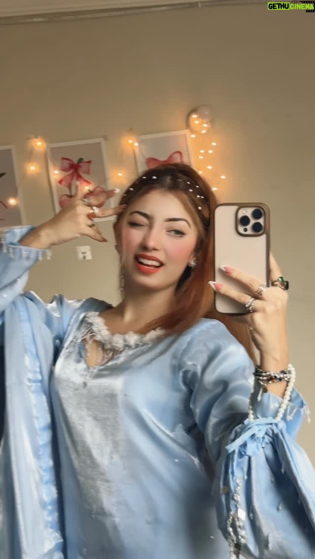 Abeera Khan - 10.3K Likes - Yaad atti hain teri mulaqatain 🩵🕊️_____

#ahmera #instagram #viral #foryou #reels #trending #makeup #viralpost