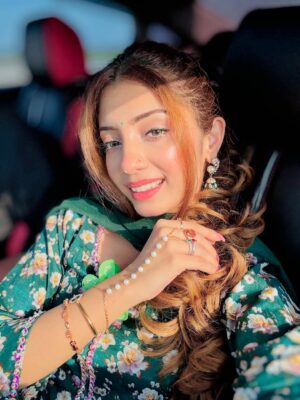 Abeera Khan Instagram - 🕊️
Dress 🍂🤍👉🏻 @akbrand_collection
#foryou #viral #instagram #post