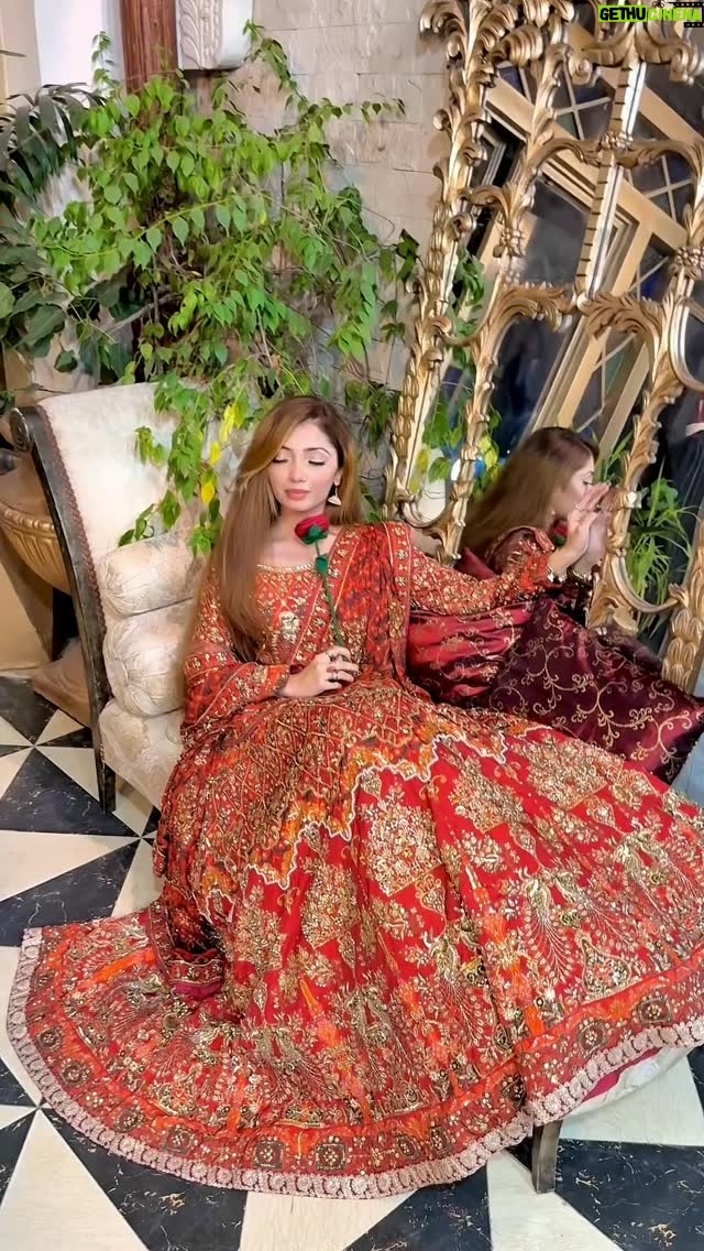 Abeera Khan - 4.2K Likes - Very 1st time I’ve worn bridal dress💕✨❤️
Bridal Lehnga👗: @zahraahmadofficial 
Pr by : @aura_event_and_pr 
*
*
*
#ahmera #instagram #viral #foryou #reels #trending #makeup #viralpost