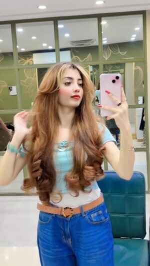 Abeera Khan Instagram - New hair ❤️✨____