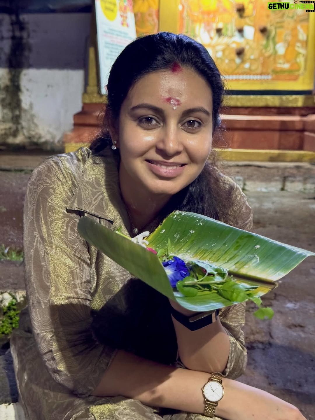 Abhinaya - 160.4K Likes - 1.  Ettumanoor Shri Mahadeva Temple

2. Sree Malliyoor Maha Ganapathy 

3. Chottanikkara Bhagavathy Temple 

4. Thirunakkara Sree Mahadeva Temple