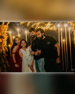 Abhinaya Instagram - Better together, families forever ❤️

#kartabhin

📸 @amara.studio_