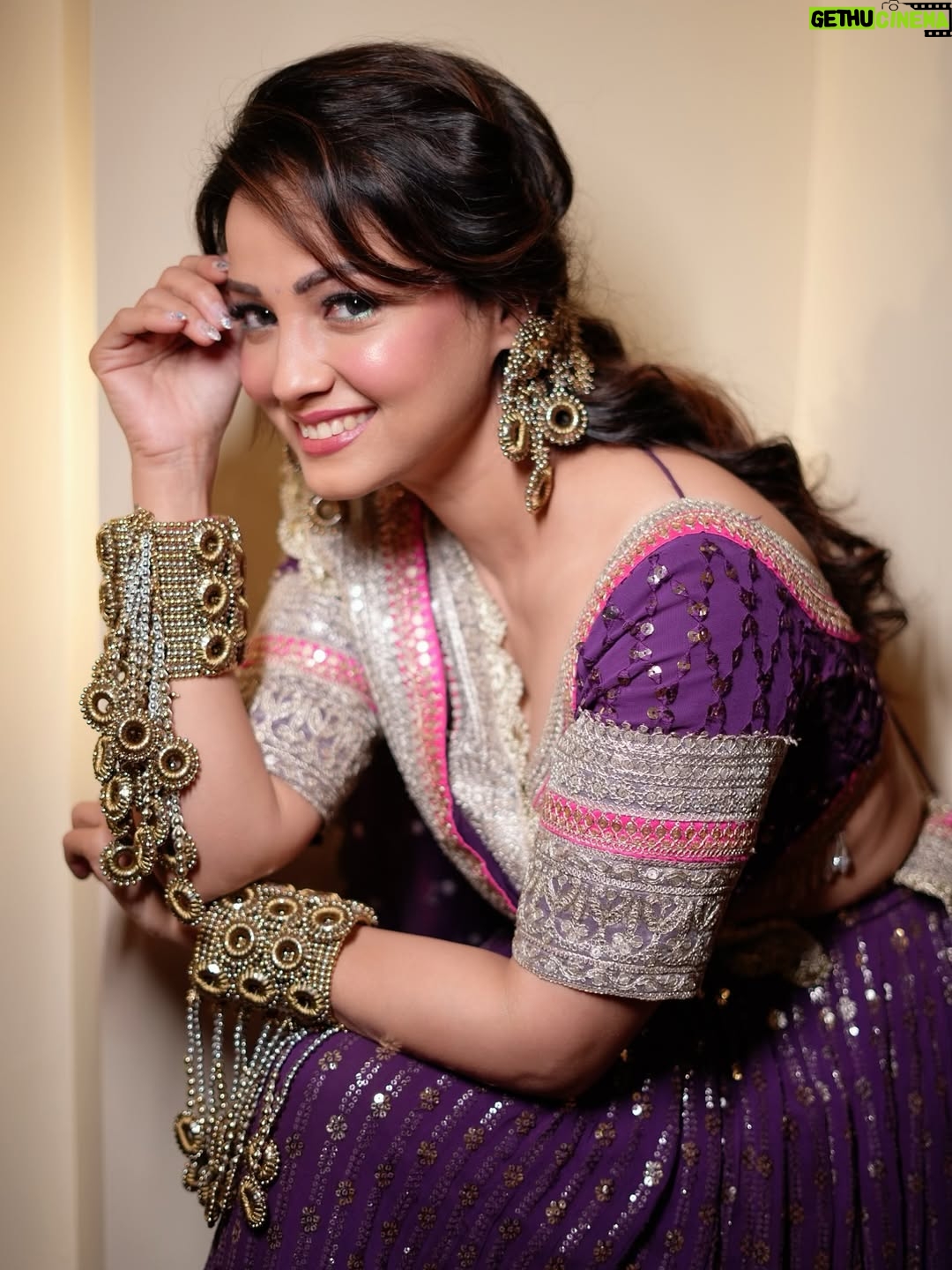 Adaa Khan - 189.1K Likes - 💜	“One magical Navratri night in Bikaner 💃 Grateful for all the Love ,Warmth & Energy ✨”💜

.
 📸 :- @rbdigital07 
💃🏻 :- @nidhikurda 
💍 :- @vaidaan.official