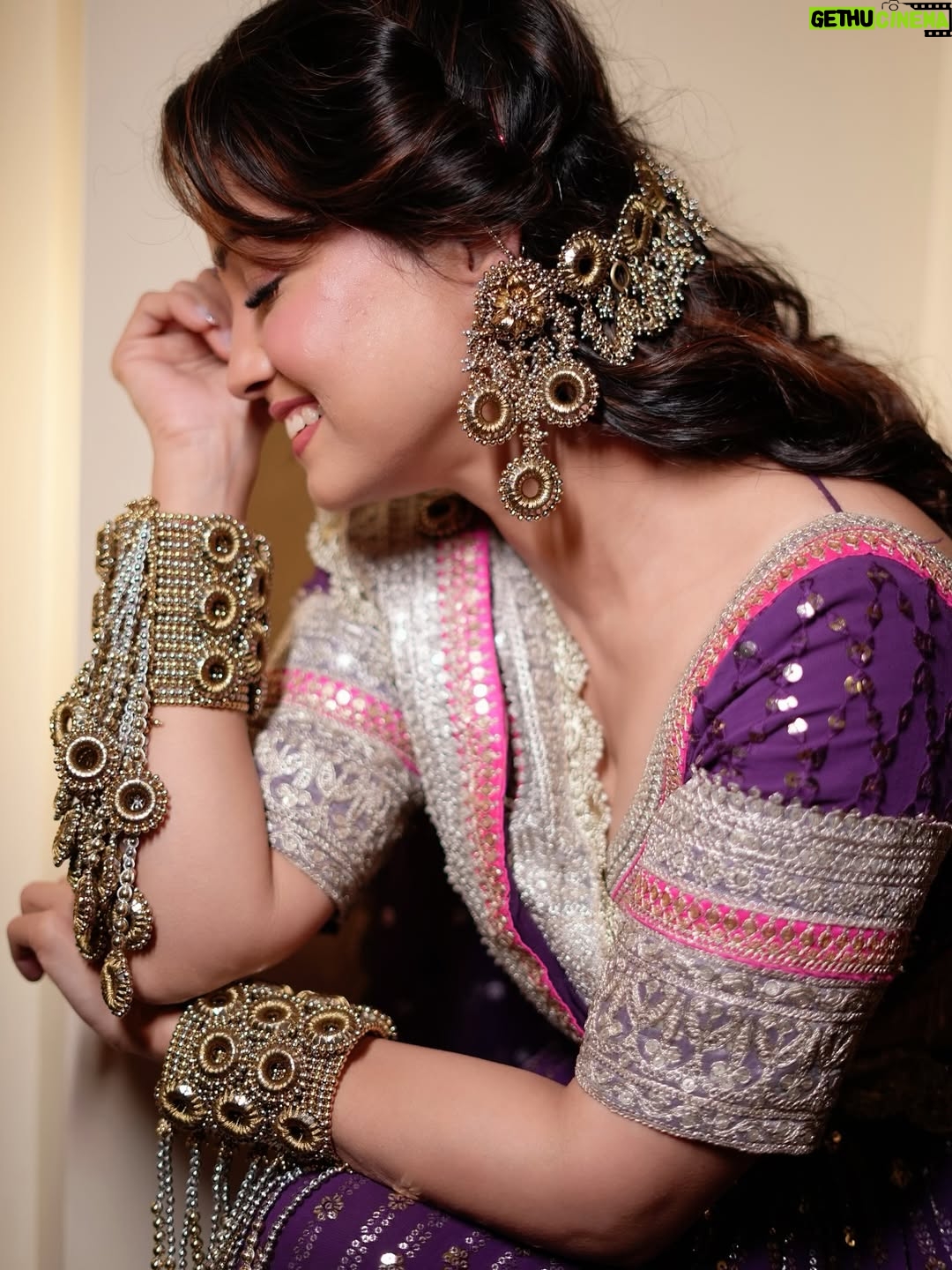 Adaa Khan - 189.1K Likes - 💜	“One magical Navratri night in Bikaner 💃 Grateful for all the Love ,Warmth & Energy ✨”💜

.
 📸 :- @rbdigital07 
💃🏻 :- @nidhikurda 
💍 :- @vaidaan.official
