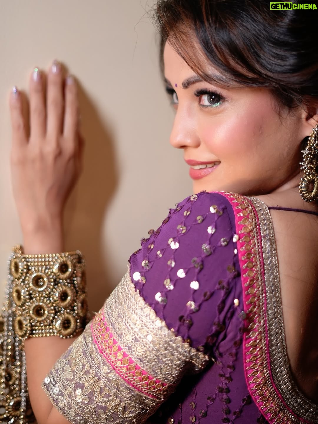 Adaa Khan - 189.1K Likes - 💜	“One magical Navratri night in Bikaner 💃 Grateful for all the Love ,Warmth & Energy ✨”💜

.
 📸 :- @rbdigital07 
💃🏻 :- @nidhikurda 
💍 :- @vaidaan.official
