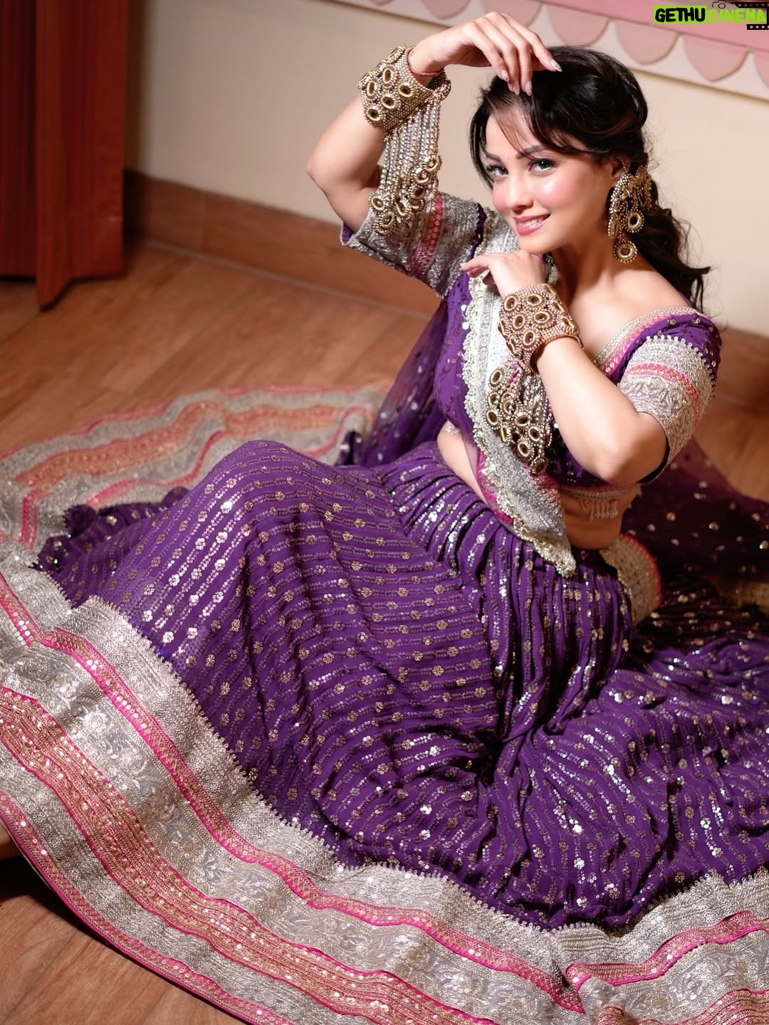 Adaa Khan - 189.1K Likes - 💜	“One magical Navratri night in Bikaner 💃 Grateful for all the Love ,Warmth & Energy ✨”💜

.
 📸 :- @rbdigital07 
💃🏻 :- @nidhikurda 
💍 :- @vaidaan.official