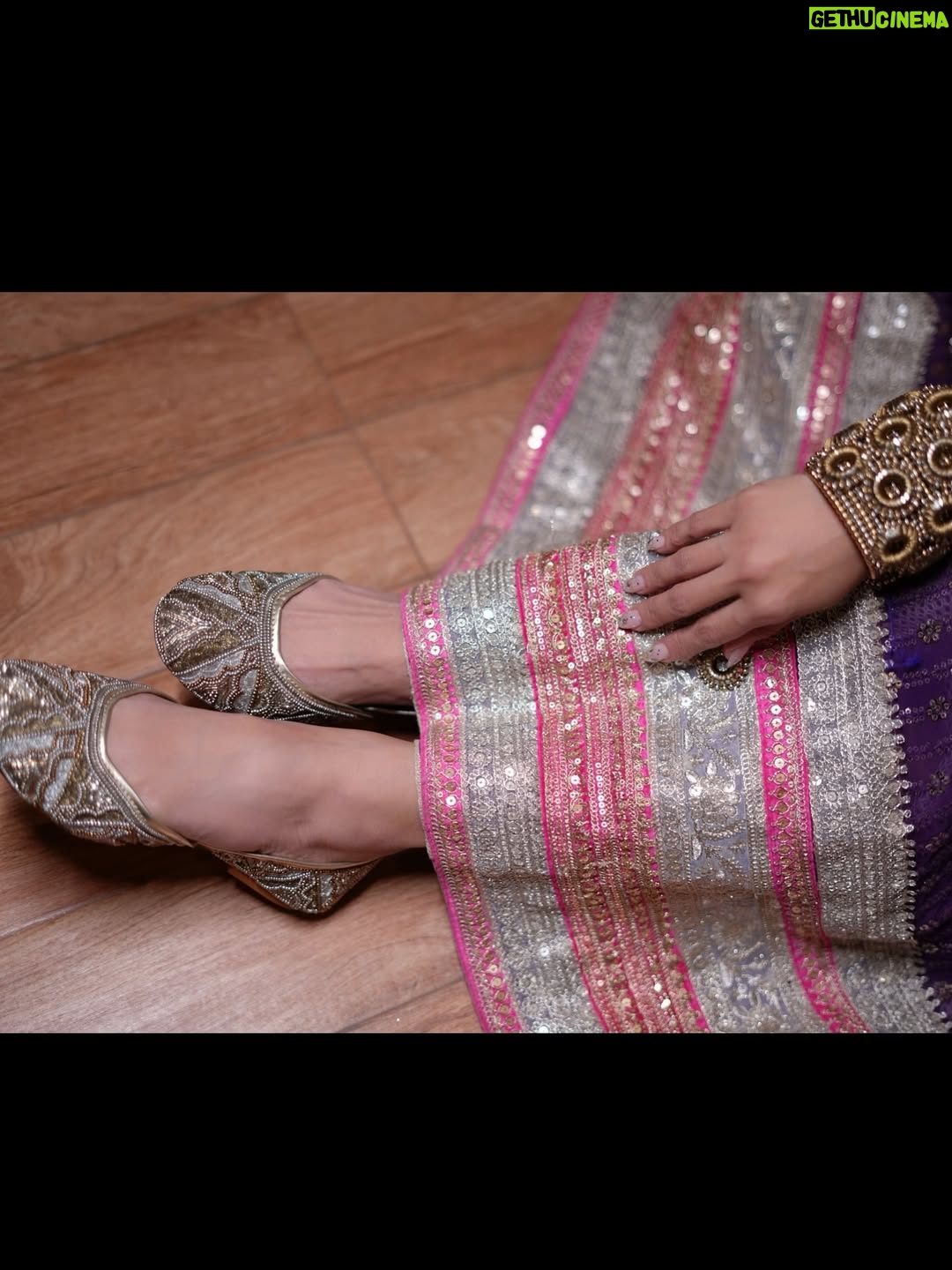 Adaa Khan - 189.1K Likes - 💜	“One magical Navratri night in Bikaner 💃 Grateful for all the Love ,Warmth & Energy ✨”💜

.
 📸 :- @rbdigital07 
💃🏻 :- @nidhikurda 
💍 :- @vaidaan.official