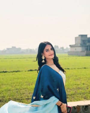 Aditi Prasad Instagram - In my favourite attire 🫰🏻❤️